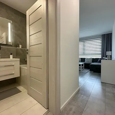 Utulny V Rezidencii Pri Mlyne Apartment